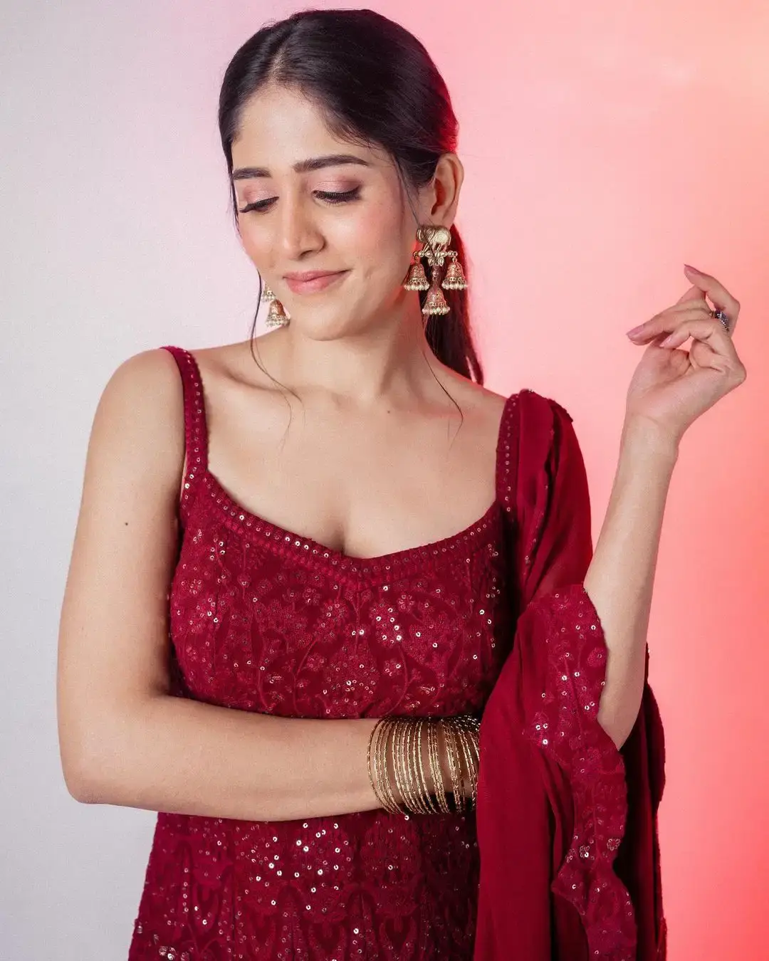 HYDERABAD GIRL CHANDINI CHOWDARY IN BEAUTIFUL LONG MAROON GOWN 14